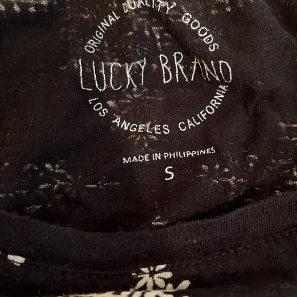 Lucky Brand size small t shirt - Picture 3 of 3